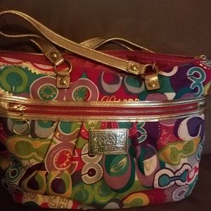 Coach Poppy Glamour Zip Tote